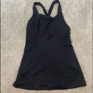 black lululemon tank size 2